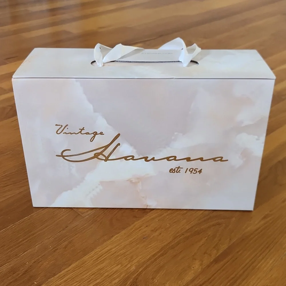 Vintage Havana Cream Sneakers